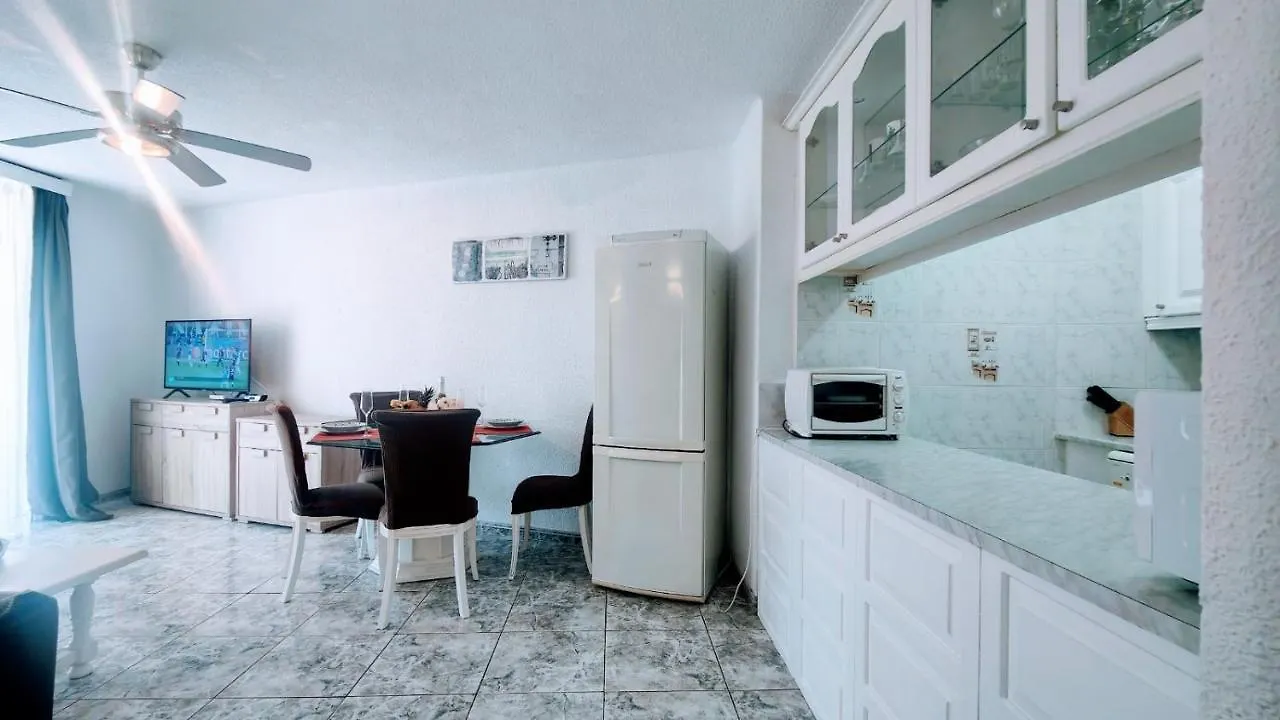 Atico En Parque Santiago I Apartment Playa de las Americas  0*, Playa de las Americas (Tenerife)